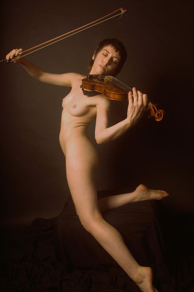 nude with violin artistic nude photo by photographer kayakdude