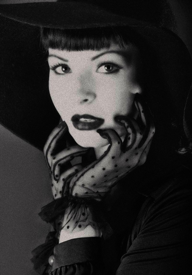 oh.. Vintage Style Photo by Model Carrie Diamond