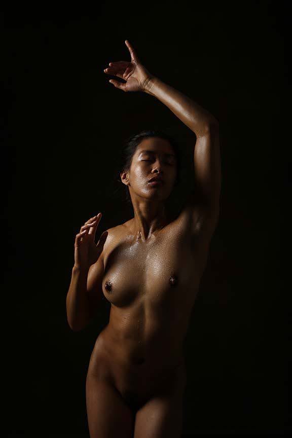 oil on skin artistic nude photo by model ren sakuraba