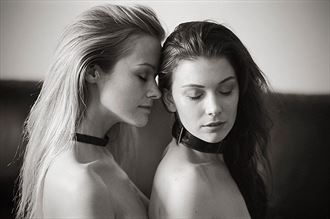 olivia and muirina artistic nude photo by model muirina fae