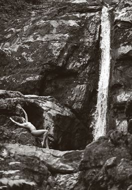 on rocks artistic nude photo by photographer tom f 