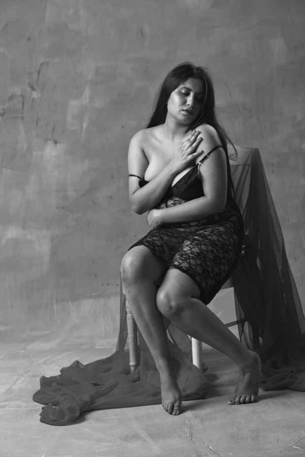 on the chair artistic nude photo by photographer inder gopal