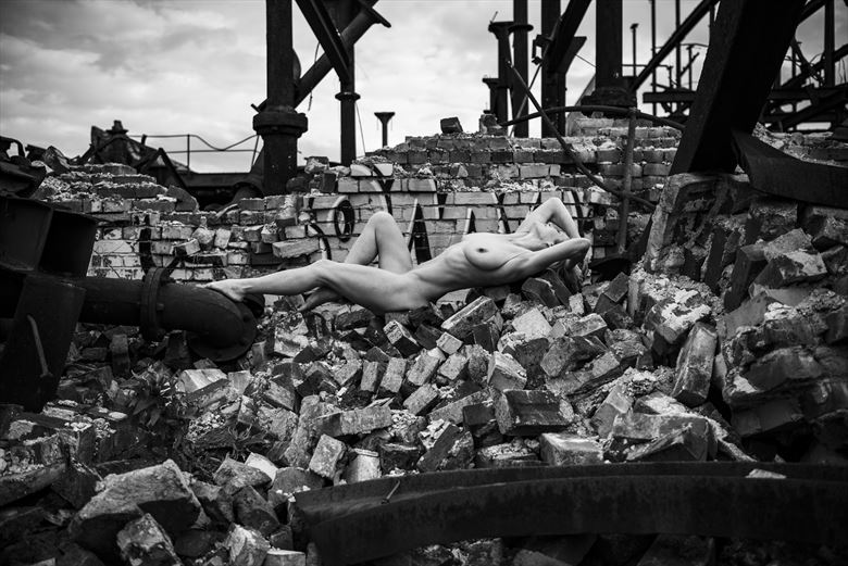 on the scrapheap artistic nude photo by model helen saunders
