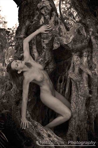 out of the depths Artistic Nude Photo by Model Chika
