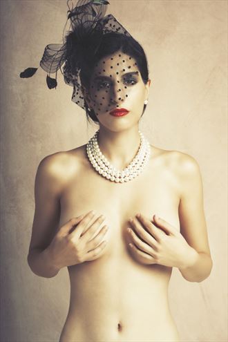 pearl necklace 3 artistic nude photo by photographer alessio moglioni