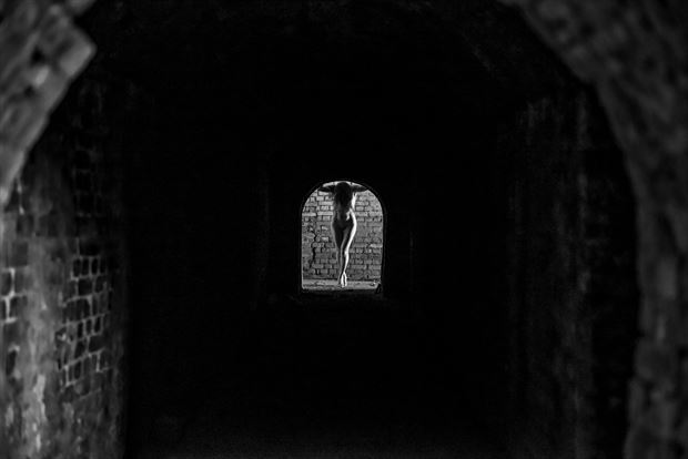 peephole silhouette photo by artist inglelandi