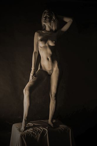physique artistic nude photo by photographer dorola visual artist