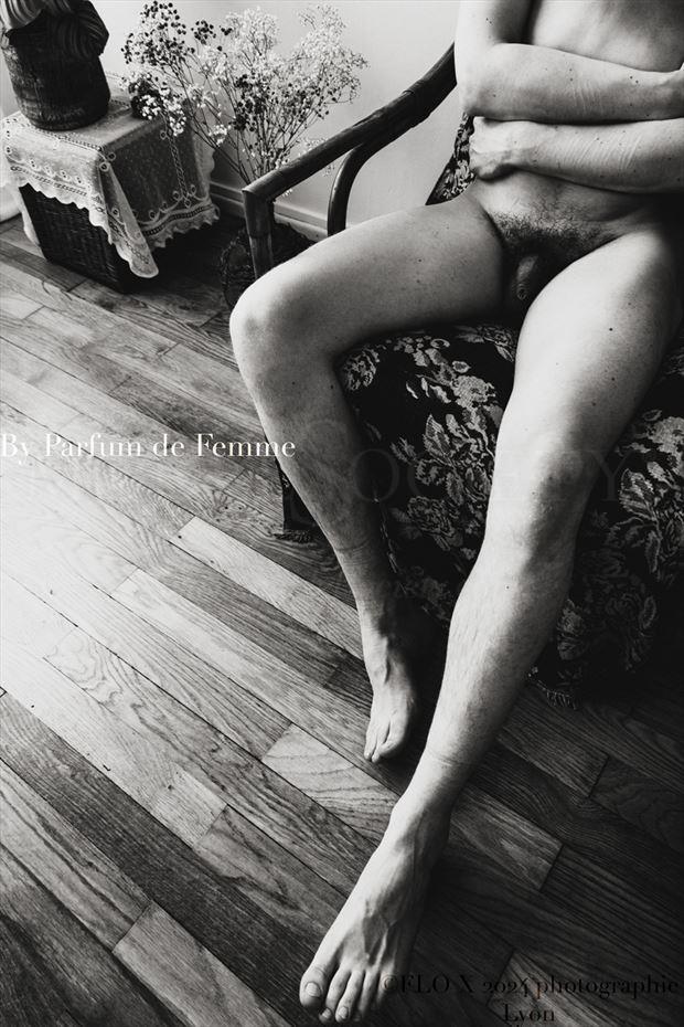 pierre dans le fauteuil artistic nude photo by photographer parfum de femme