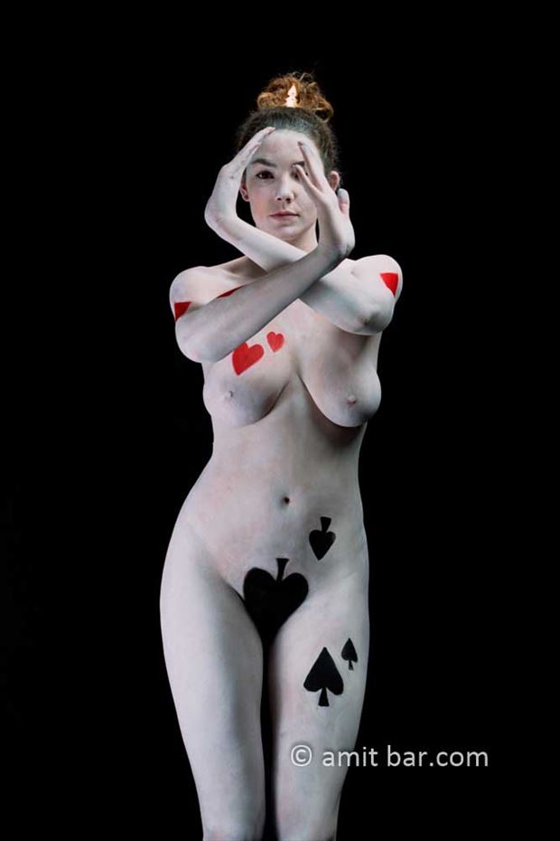 playing cards i body painting artwork by photographer bodypainter