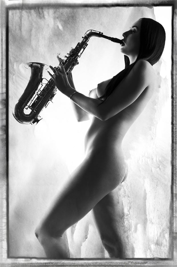 playing the blues 2 artistic nude photo by photographer dpaphoto