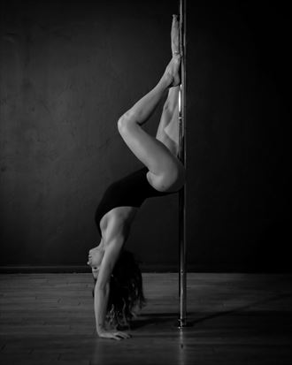 pole dance sensual artwork by photographer red amber studios