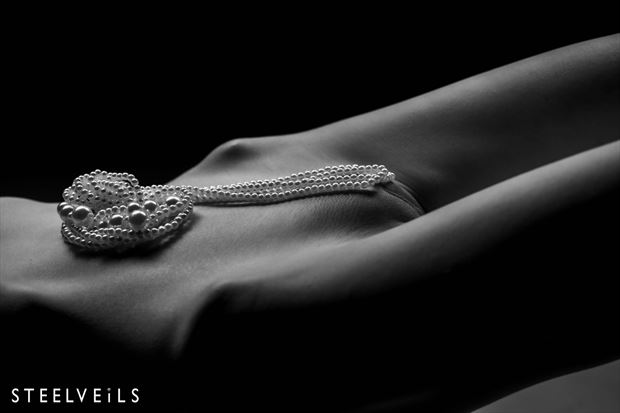 pool of pearls artistic nude photo by photographer steelveils