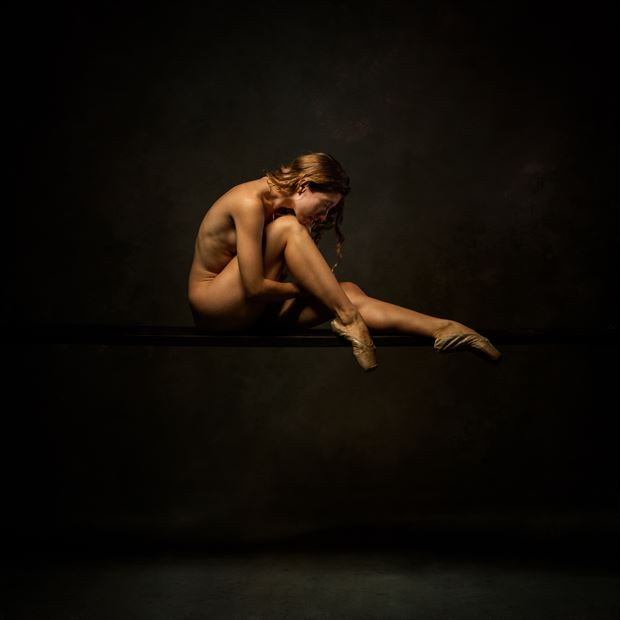 poppyseed dancer at rest on the plank artistic nude photo by photographer doc list