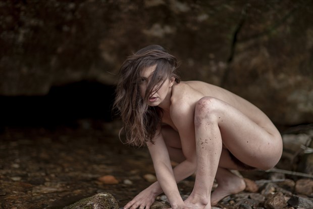 primal artistic nude photo by photographer toby maurer
