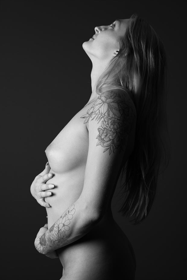 profile artistic nude photo by photographer northernindianafoto