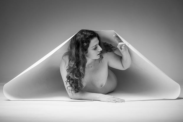 protected artistic nude photo by photographer ericr