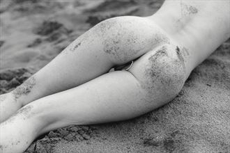 punctum artistic nude photo by photographer gutenbild