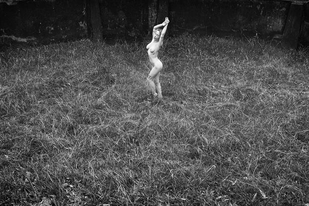 rain dance artistic nude photo by photographer unmasked