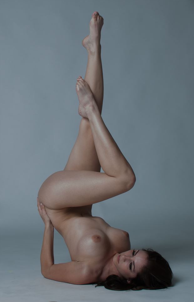 reach artistic nude photo by photographer stevenh