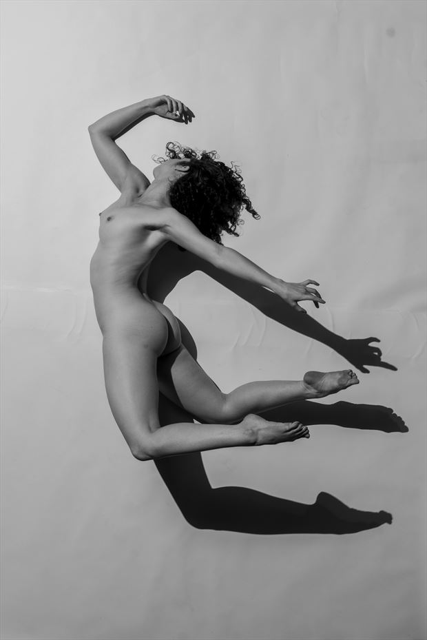 reach figure study photo by model her stillness dances