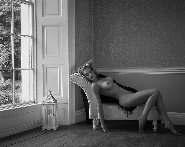 reclining godess erotic photo by photographer michaelj