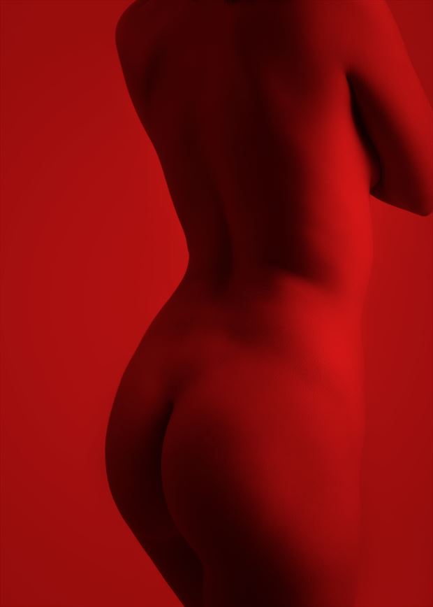 red girl artistic nude photo by photographer alejandro vaccarili