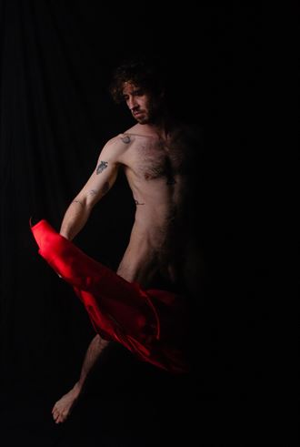 red sheet artistic nude photo by model seaton