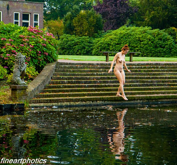 reflection artistic nude artwork by photographer fine art photics