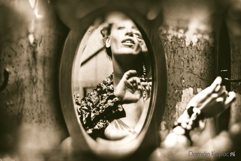 reflections lingerie photo by photographer damian kopac