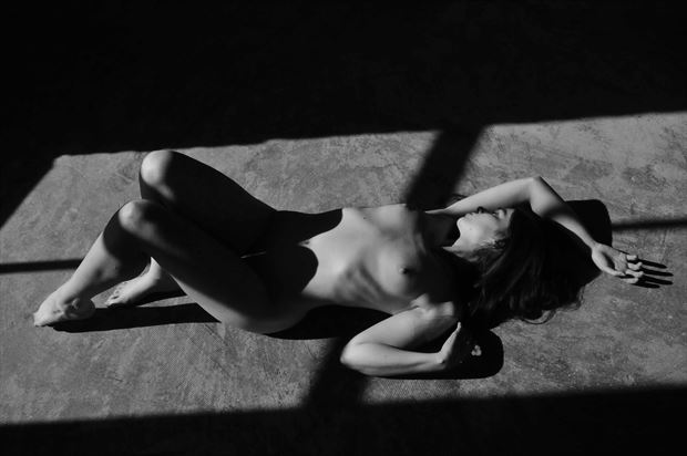 reillyxdolll artistic nude photo by photographer femmesiren