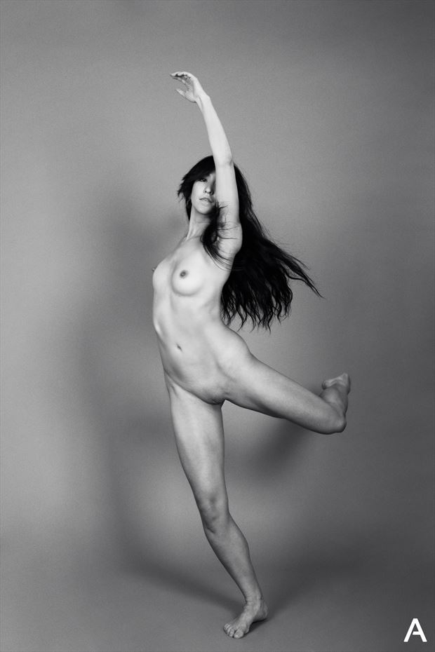 reina trifunovic artistic nude photo by photographer apetura