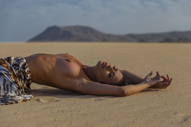 relaxation ii artistic nude photo by photographer giorgio chiandussi