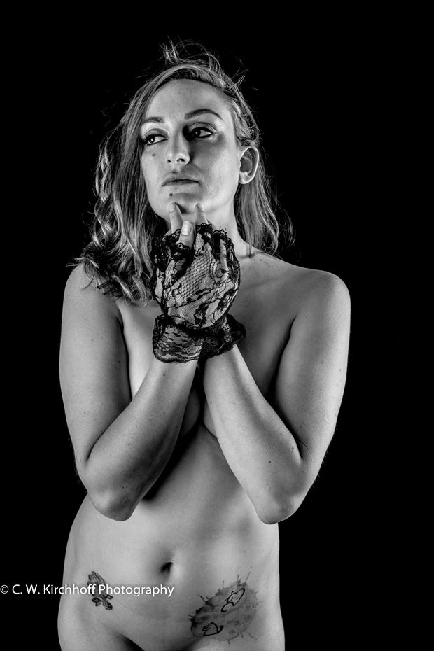 resonance artistic nude photo by photographer c w kirchhoff