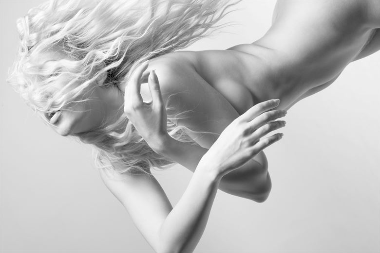 rhapsody artistic nude photo by photographer jason mitchell