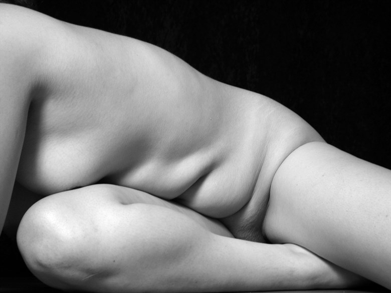 ripples Artistic Nude Artwork by Photographer Mohir