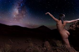 rising to the stars artistic nude photo by photographer castrourdiales