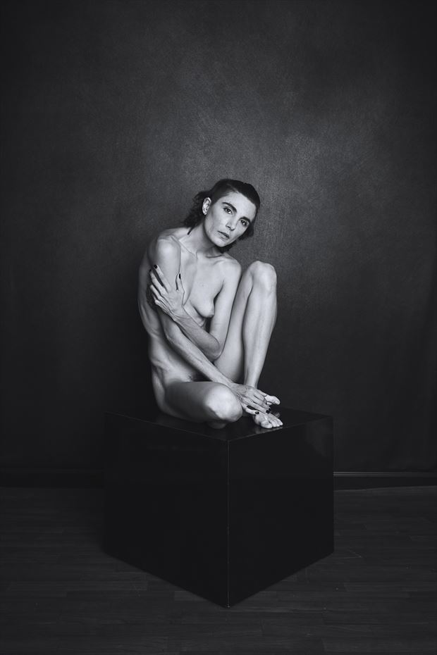 roarie yum artistic nude photo by photographer dreamsequence