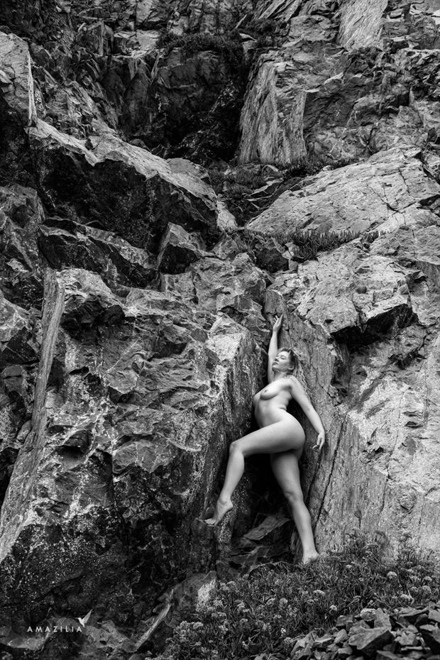 rock crevice nude artistic nude photo by photographer amazilia photography