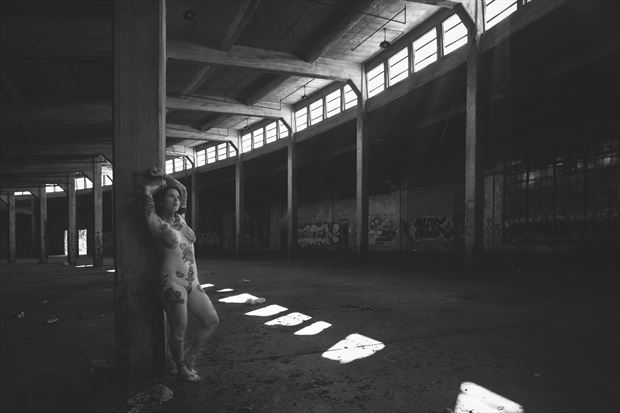 roundhouse artistic nude photo by photographer josephbowman