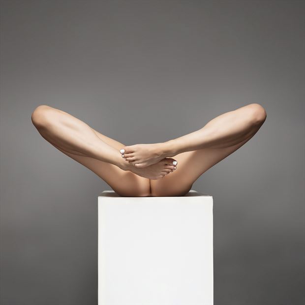 sculpture artistic nude photo by photographer erik liam