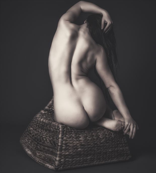seated mono artistic nude artwork by photographer neilh