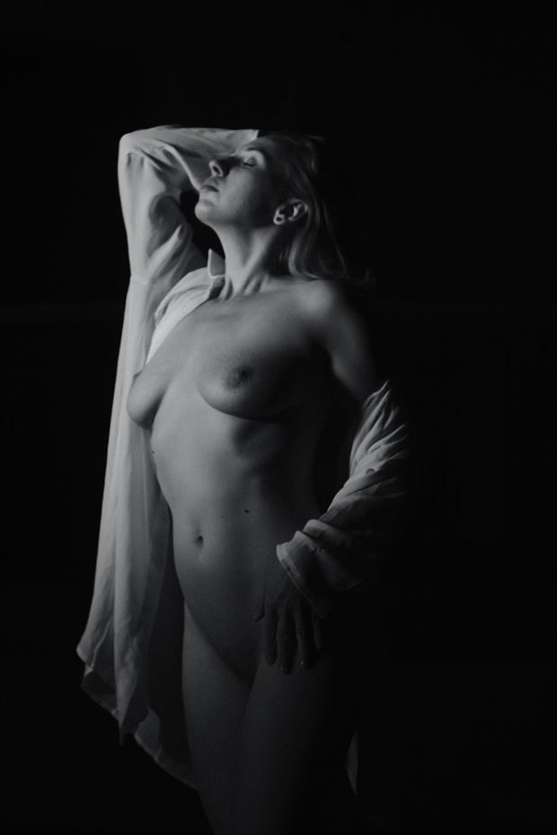 secondborn artistic nude photo by photographer ingo hampe