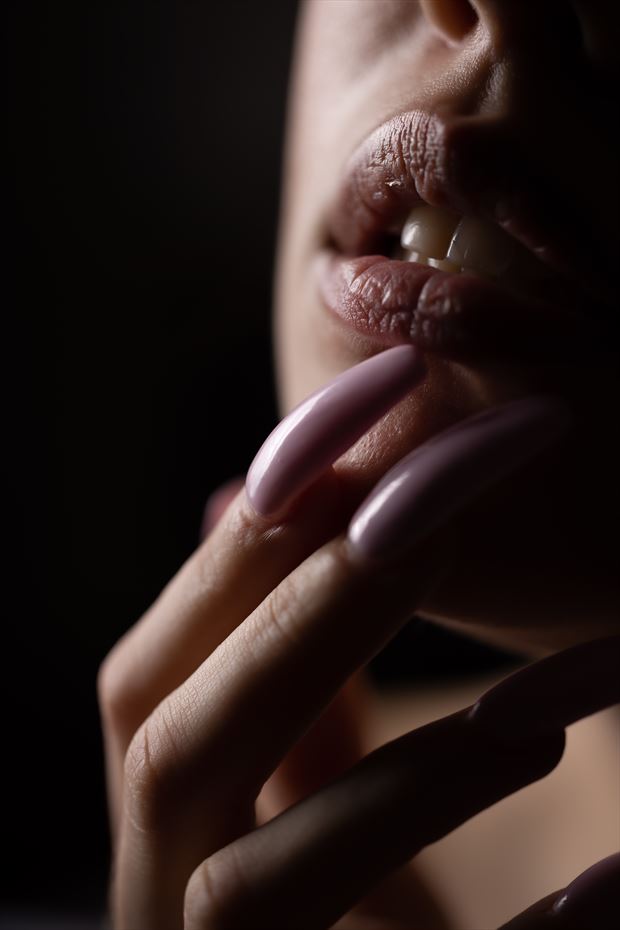 sensual close up photo by photographer bmpvstudio