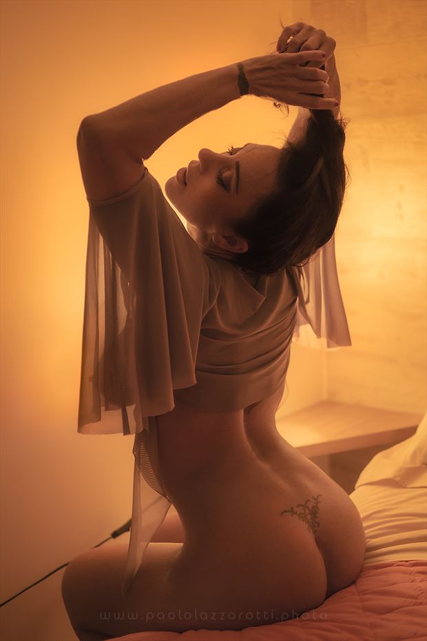 sensual implied nude photo by artist paolo lazzarotti