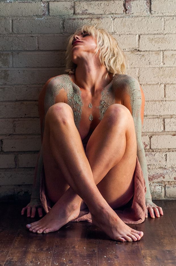 sensual implied nude photo by photographer goadken