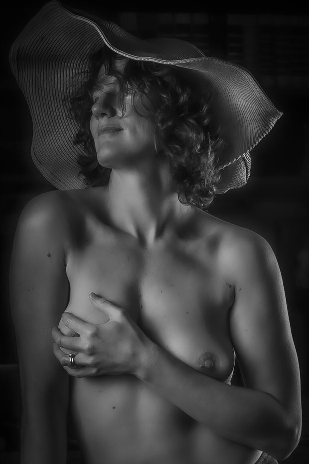 sensual studio lighting photo by photographer marshallart