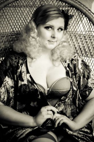 sexy in vintage lingerie photo by photographer jdphoto biz