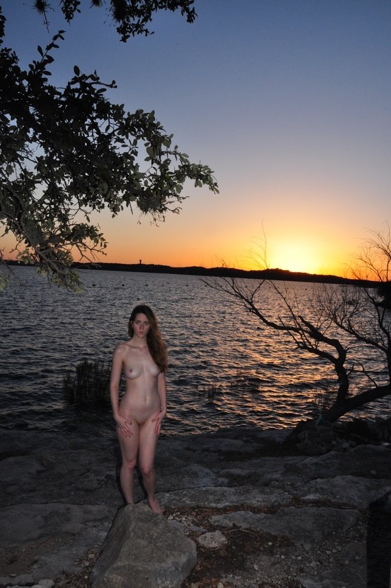 shannon at sunset artistic nude photo by photographer thefemalenude