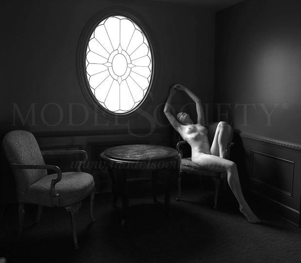 shauntia artistic nude photo by photographer linda hollinger