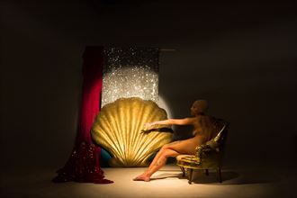 shell surreal photo by photographer leandro pena